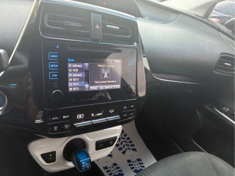 2016 Toyota Prius Two