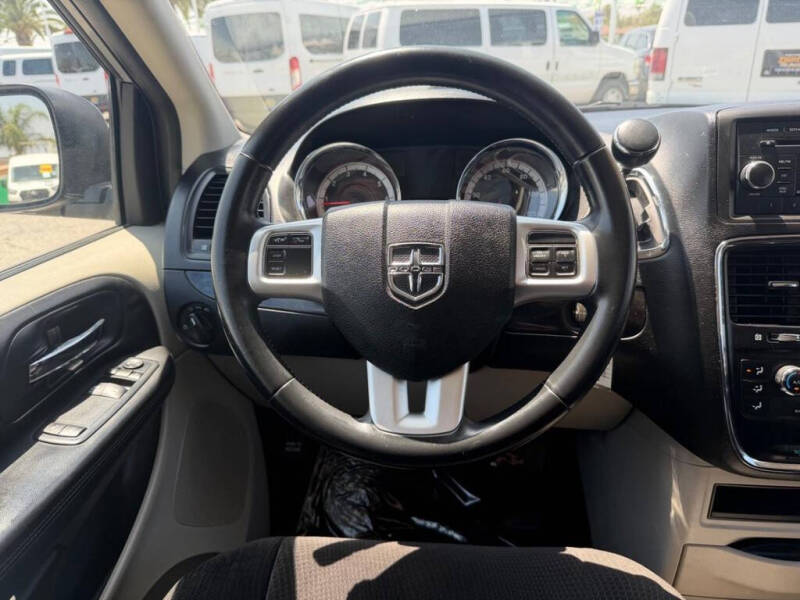 2014 Dodge Grand Caravan SE