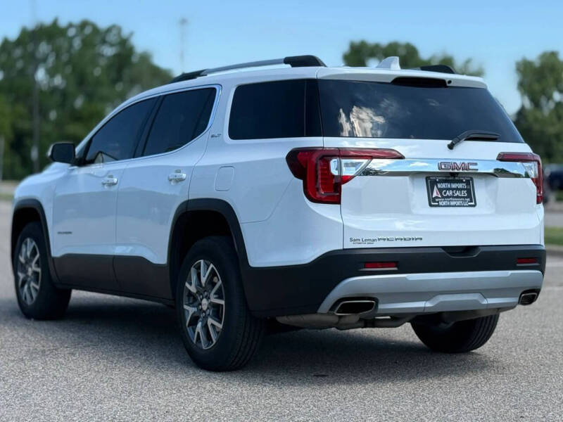 2023 GMC Acadia SLT