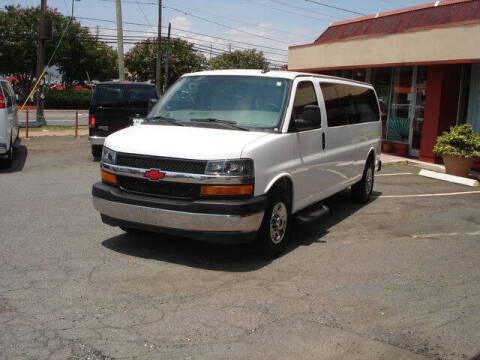 2017 Chevrolet Express LT 3500