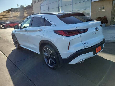 2025 Infiniti QX55 Essential