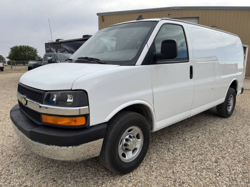 2022 Chevrolet Express 2500
