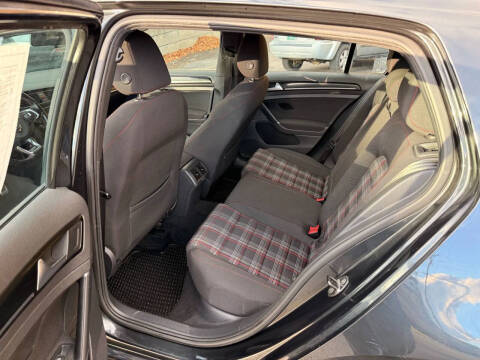 2017 Volkswagen Golf GTI S