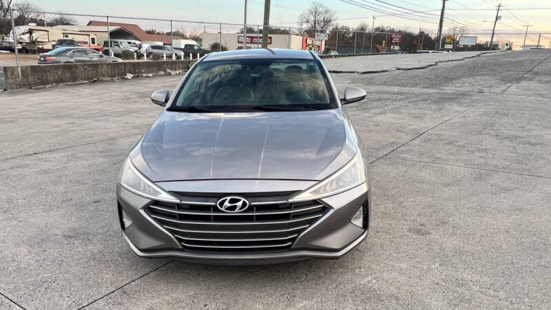 2020 Hyundai Elantra SE