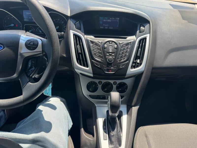 2012 Ford Focus SE