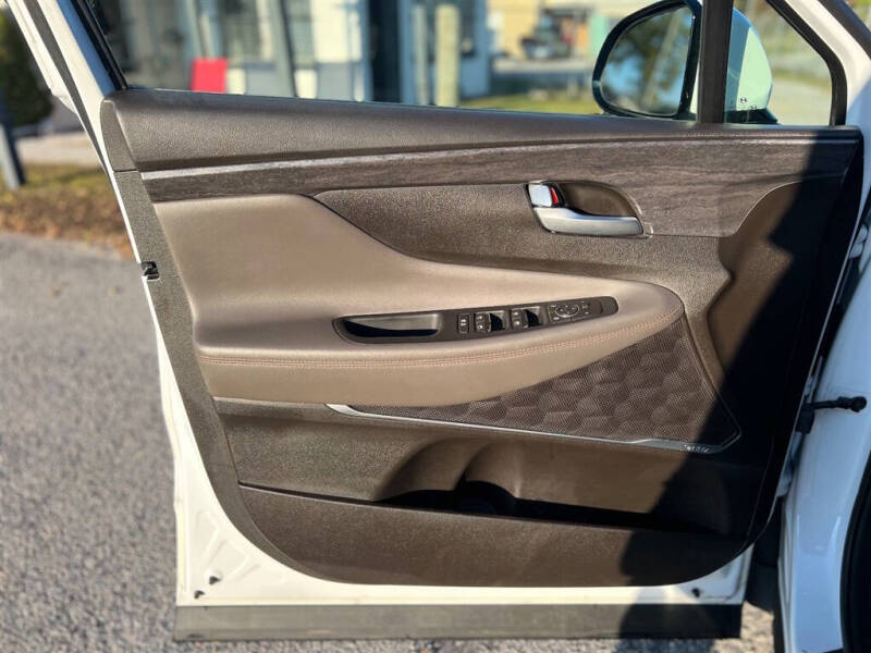 2019 Hyundai Santa Fe Ultimate 2.4L