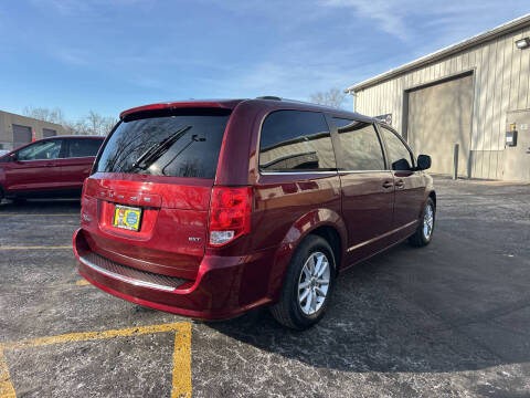 2019 Dodge Grand Caravan SXT 35th Anniversary Edition