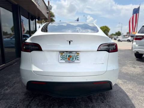 2022 Tesla Model Y Long Range