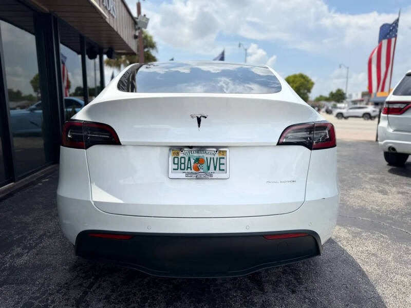 2022 Tesla Model Y Long Range