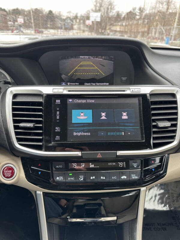 2017 Honda Accord EX-L w/Navi w/Honda Sensing