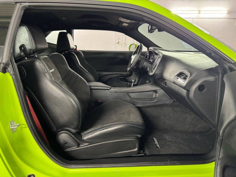2015 Dodge Challenger SRT Hellcat