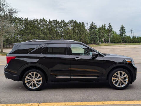 2023 Ford Explorer Platinum
