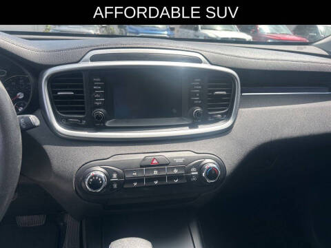 2019 Kia Sorento L