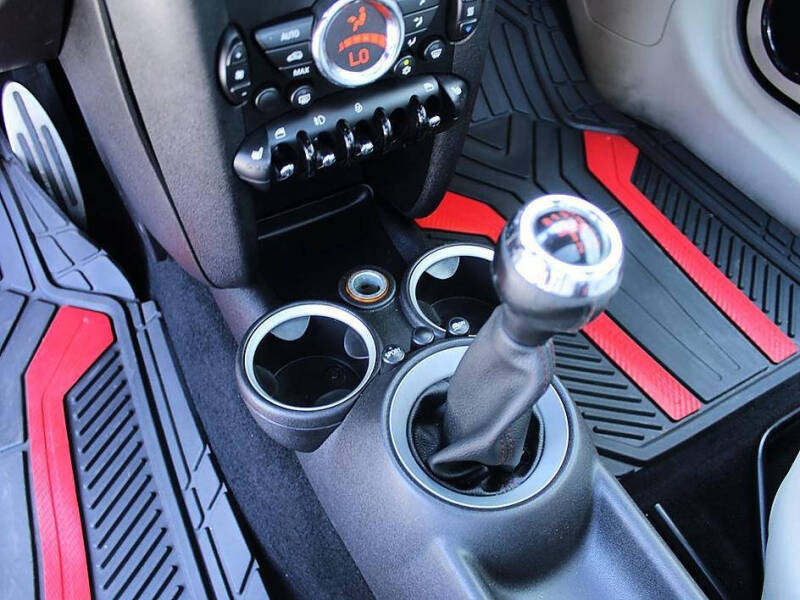 2011 MINI Cooper John Cooper Works