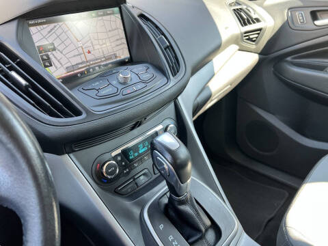 2014 Ford C-MAX Hybrid SE