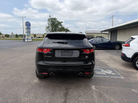 2018 Jaguar F-PACE S