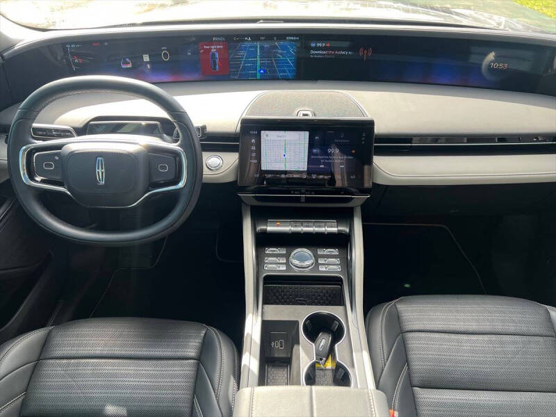 2024 Lincoln Nautilus Reserve