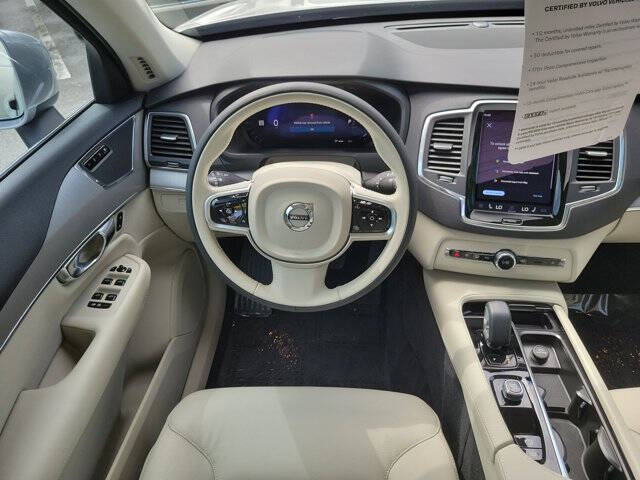 2025 Volvo XC90 B5 Core Bright Theme