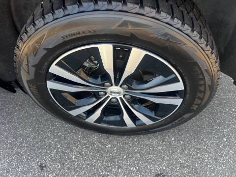 2023 Volvo XC60 B5 Core