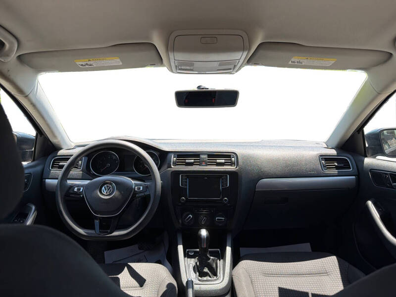2016 Volkswagen Jetta