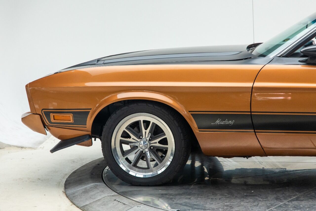 1973 Ford Mustang 10