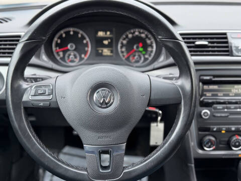 2015 Volkswagen Passat 1.8T S