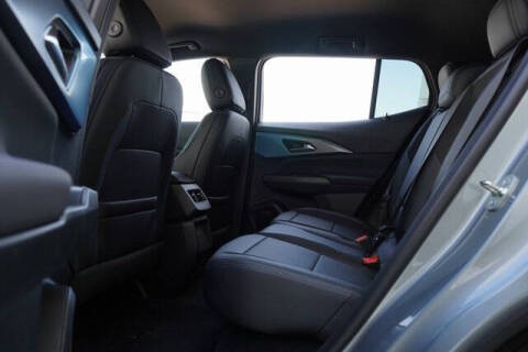 2025 Chevrolet Equinox EV LT 2