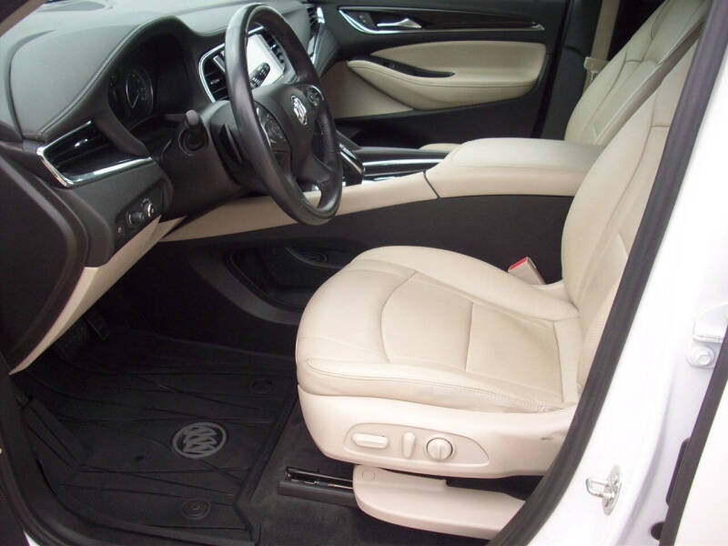 2021 Buick Enclave Essence