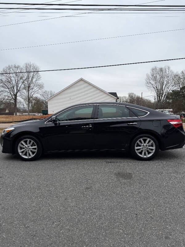 2013 Toyota Avalon XLE