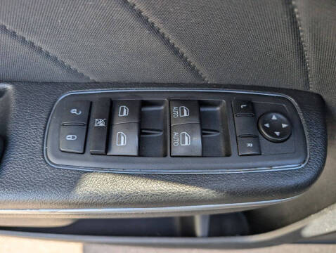 2017 Dodge Charger SXT