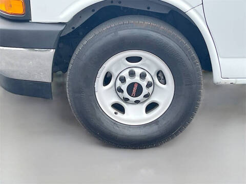 2024 GMC Savana 2500