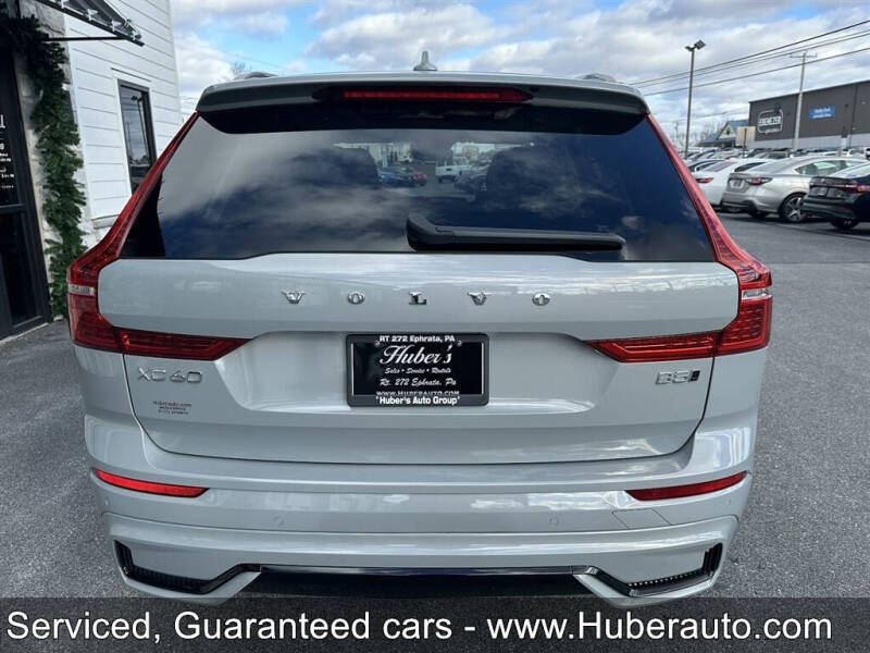 2024 Volvo XC60 B5 Plus Dark Theme