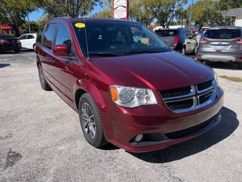 2017 Dodge Grand Caravan for sale at FLORIDA USED CARS INC in Fort Myers FL