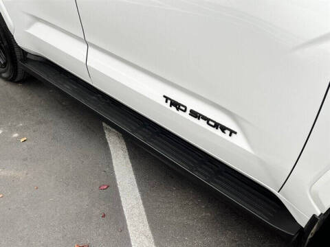 2025 Toyota Sequoia SR5