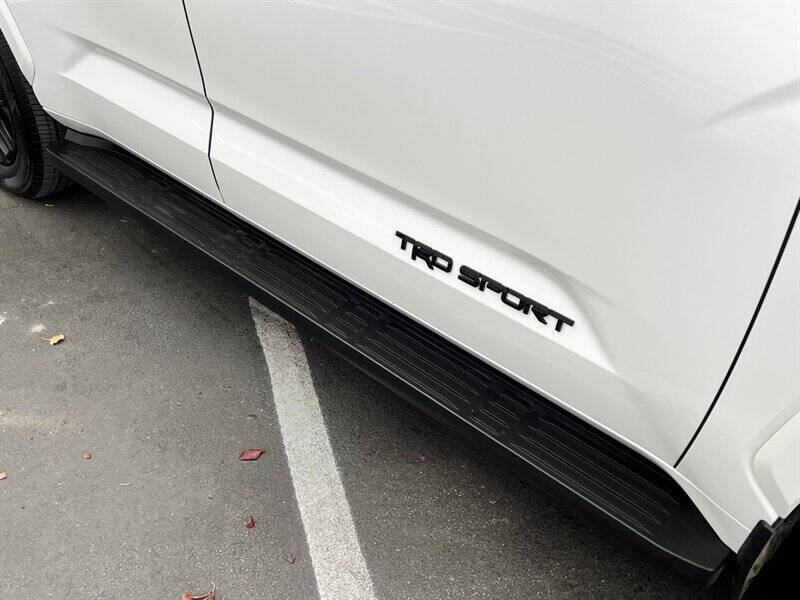 2025 Toyota Sequoia SR5