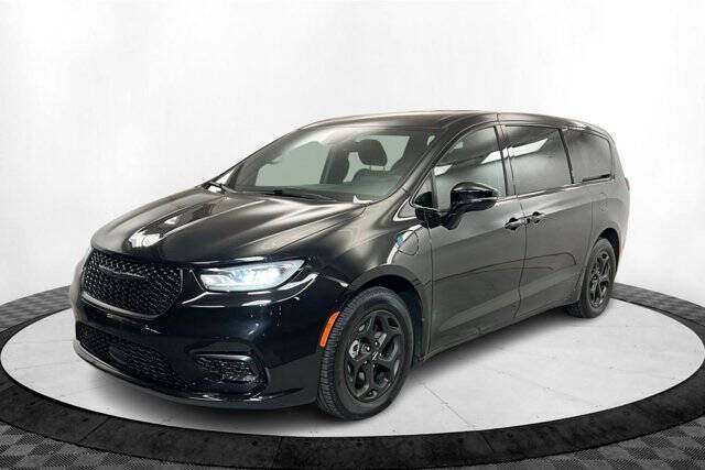 2024 Chrysler Pacifica Plug-In Hybrid