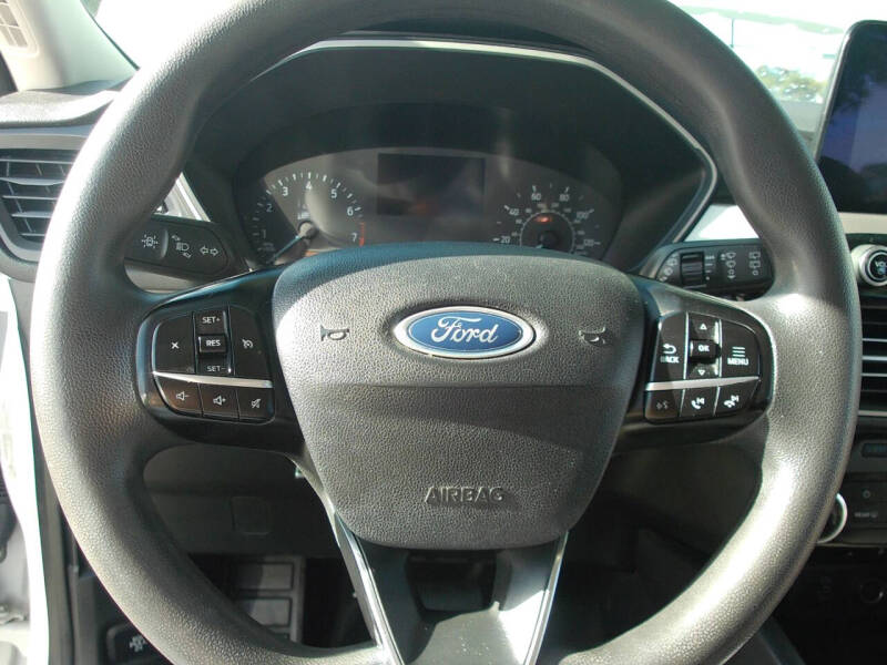 2022 Ford Escape SE