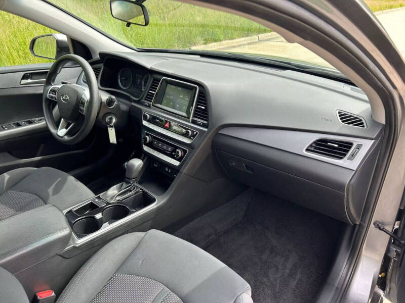 2019 Hyundai Sonata SE