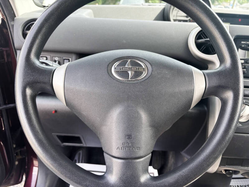 2005 Scion xB