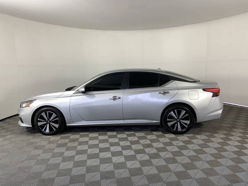 2021 Nissan Altima 2.5 SV
