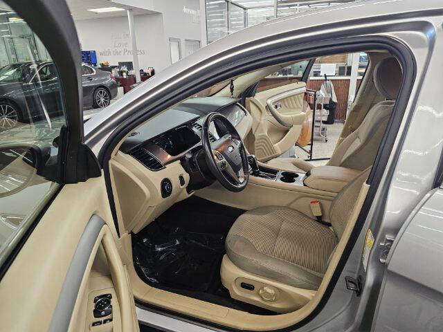 2019 Ford Taurus SEL