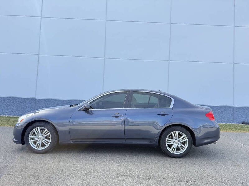 Used 2012 INFINITI G Sedan 25 Journey with VIN JN1DV6AP7CM812381 for sale in Lawrence, IN