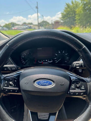 2021 Ford Escape SEL