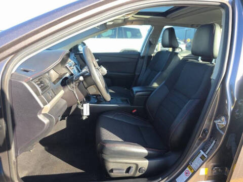 2016 Toyota Camry Hybrid SE