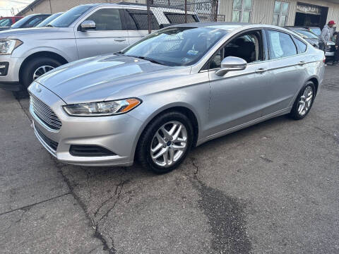 2013 Ford Fusion SE