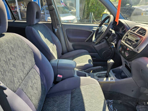 2003 Toyota RAV4