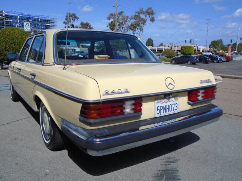 1979 Mercedes-Benz 240-Class