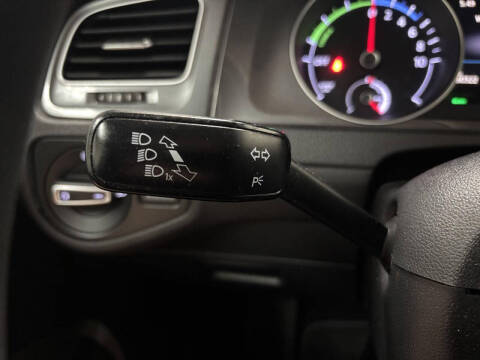 2016 Volkswagen e-Golf SE