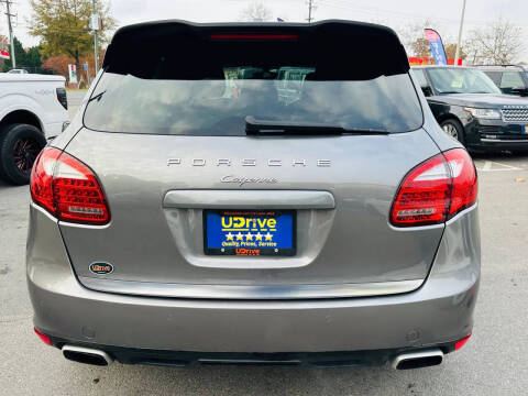 2014 Porsche Cayenne Platinum