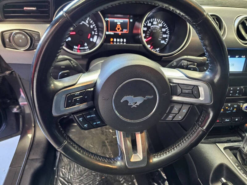 2020 Ford Mustang